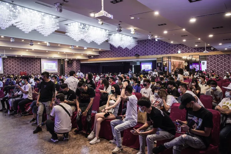 林義豐參選市長舉辦青年座談。翻攝林義豐臉書