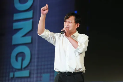 黃國昌公開支持黃珊珊!學者:等同宣告加入她團隊 重創時代力量選情