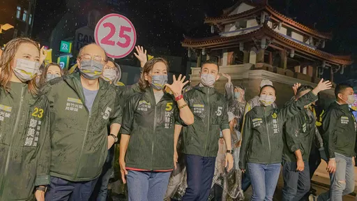 網友洗板狂嘲林智堅助攻　「民進黨創下北台灣全滅壯舉」