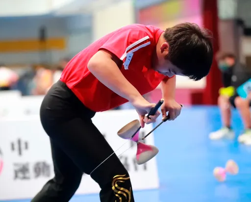 有夠「扯」！民俗體育「扯鈴競速賽」　小學生洪悅家1分鐘320下