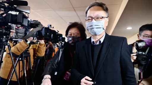 推銷員戰禽獸！郭台銘為BNT罵誰？　薛瑞元笑回：我沒對號入座