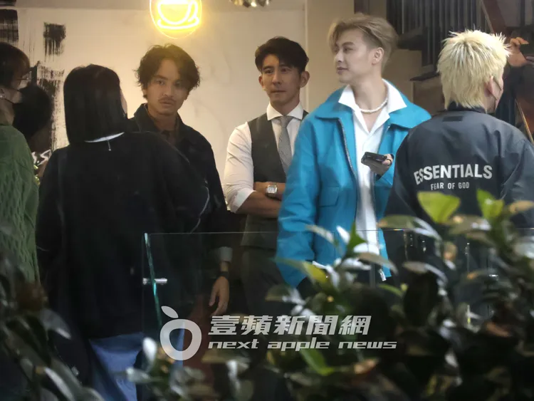 王子（右起）與賈靜雯老公修杰楷、楊銘威一起合拍新實境綜藝節目。特勤中心攝