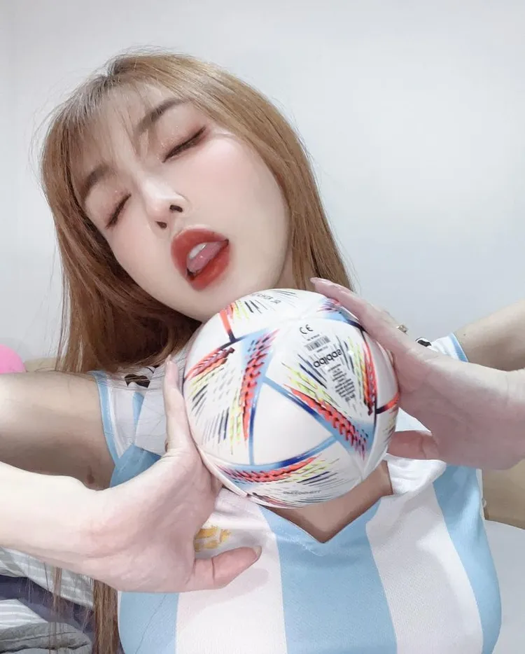 雪碧在臉書分享美照。翻攝自雪碧臉書