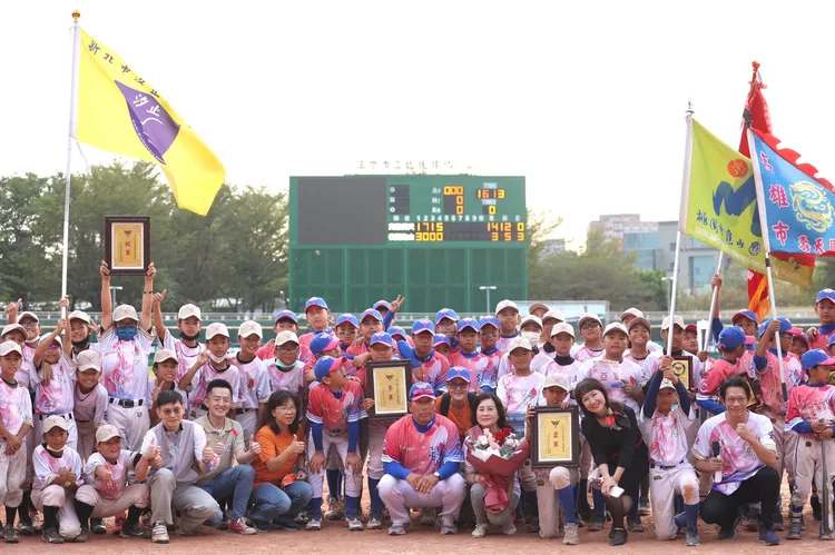 十年有成 迎向未來」第十屆徐生明盃少棒賽今（6）日圓滿落幕。徐生明棒球發展協會提供