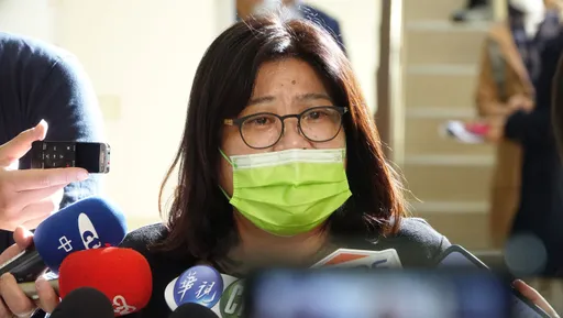 委屈哭了!中常委控主任倒戈黃敏惠 王美惠淚問:選舉你幫到什麼忙