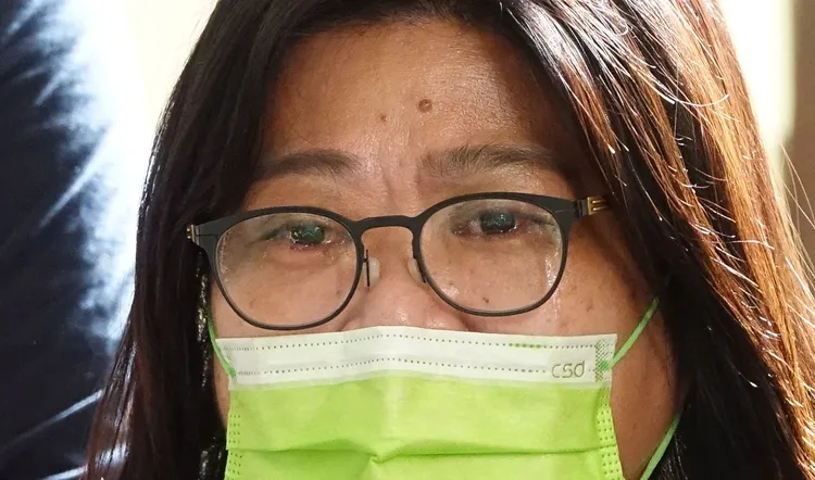 王美惠說到激動處，臉頰流下兩行清淚。莊宗達攝