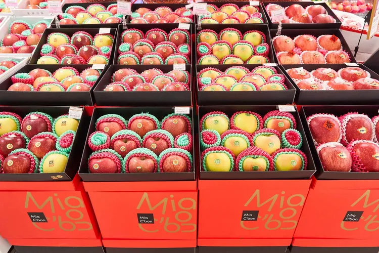 水果禮盒則引進世界第一的青森蘋果，無上蠟洗淨就可連皮食用。業者提供