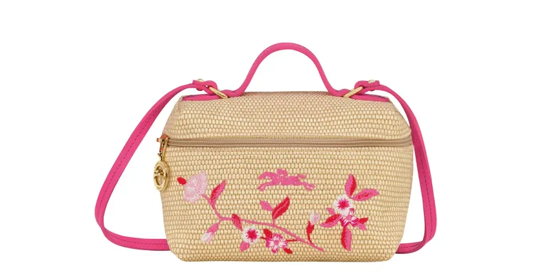 Le Pliage Cuir系列編織化妝箱包，8800元。品牌提供