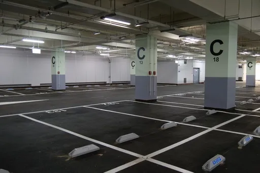 人妻尾隨丈夫進入小三家大樓!挨告辯「來看房子」 結果囧了