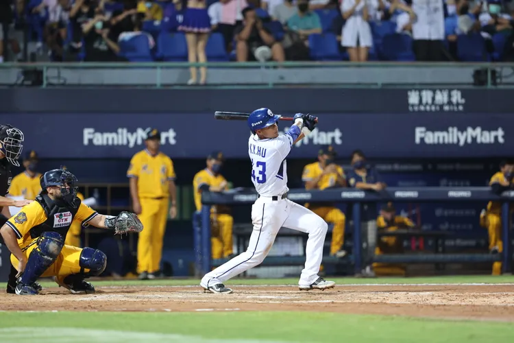 台鋼雄鷹擴編選秀指名富邦悍將胡冠俞。  富邦悍將提供