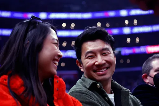 你相信嗎?疫情後首位好萊塢大咖明星劉思慕來台灣竟然「純開球」!