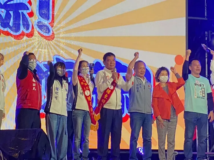 苗栗縣長當選人鍾東錦，因競選團隊成員涉及現金賄選，苗檢今天向法院提出當選無效之訴。資料畫面