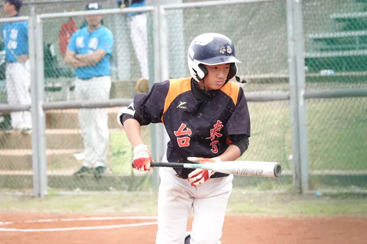 台東小將雖一開始落敗，但努力不懈奮戰到最後，仍抱回亞軍獎盃。台東縣府提供