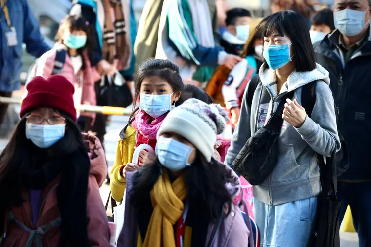 水氣通過後緊接著冷空氣報到，整體來說明天會由北往南再度變冷。林林攝