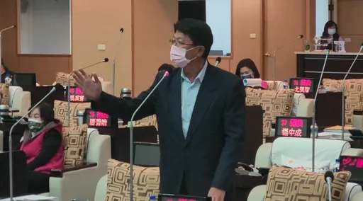 「陳凱凌涉貪被抓」謝龍介要求踹共　黃偉哲：任內不審議光電案