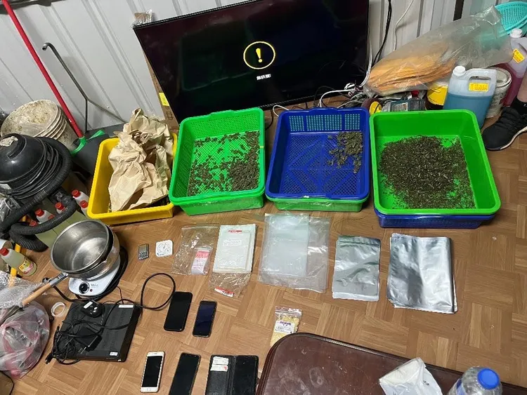 警方起獲大麻成品、半成品。讀者提供