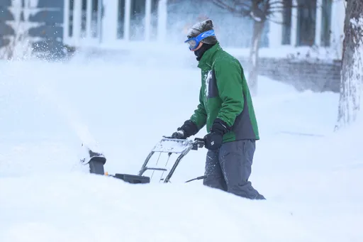遇45年來最嚴重暴風雪 紐約州水牛城一帶至少25死
