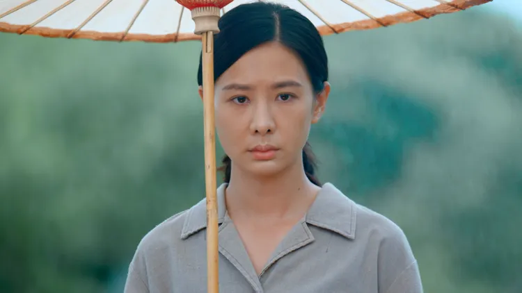 安心亞跟著角色歷經有苦說不出，有愛不敢言的感情。公視、禾豐製作提供