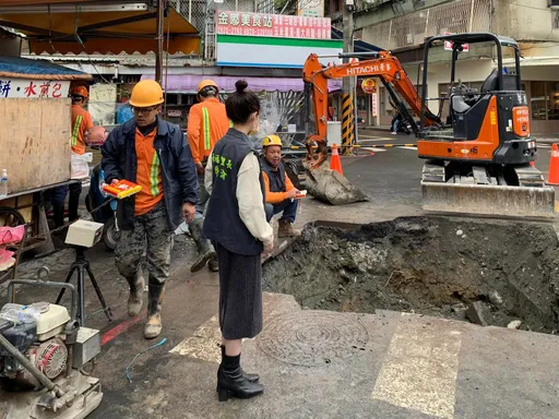 最美里長陳紫渝新造型曝光 包子頭又讓「老公們」暴動了