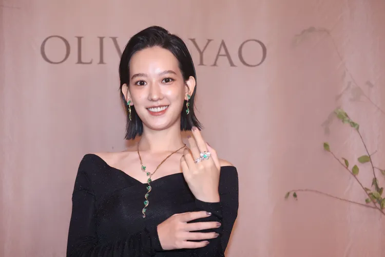 孟耿如自稱因忙著自創香氛品牌快閃店開幕，所以昨天一夜未睡，但氣色看起來依舊不錯。翁玉信攝