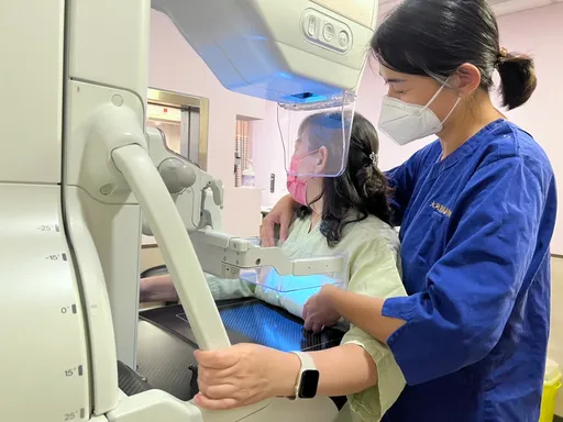 抗癌新手媽｜台灣每天7女死於乳癌　勿大意！乳房橘皮潰爛速就醫