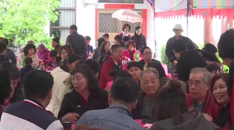 近幾年太平張家娘家宴均有600多人齊聚。民眾提供