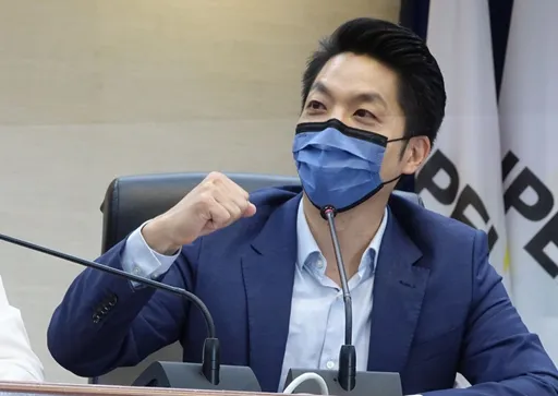 不鬆口小內閣！蔣萬安搬出「煮飯說」不能掀鍋蓋　柯文哲當場噴笑