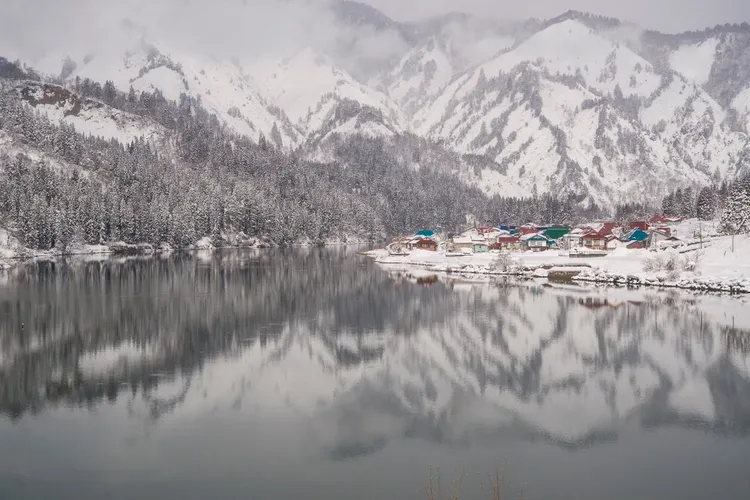 大志集落有日版哈爾斯塔特之稱。燦星提供