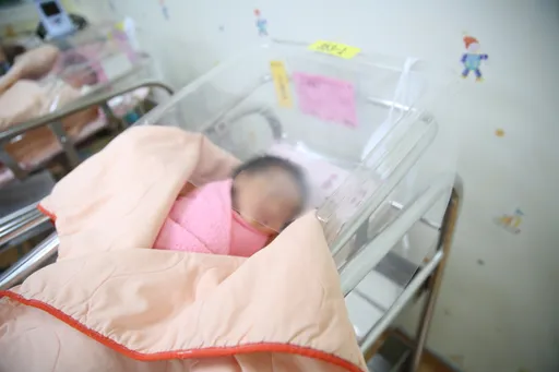 花蓮慈濟研發「新生兒推車防護罩」　降低寶寶染疫風險