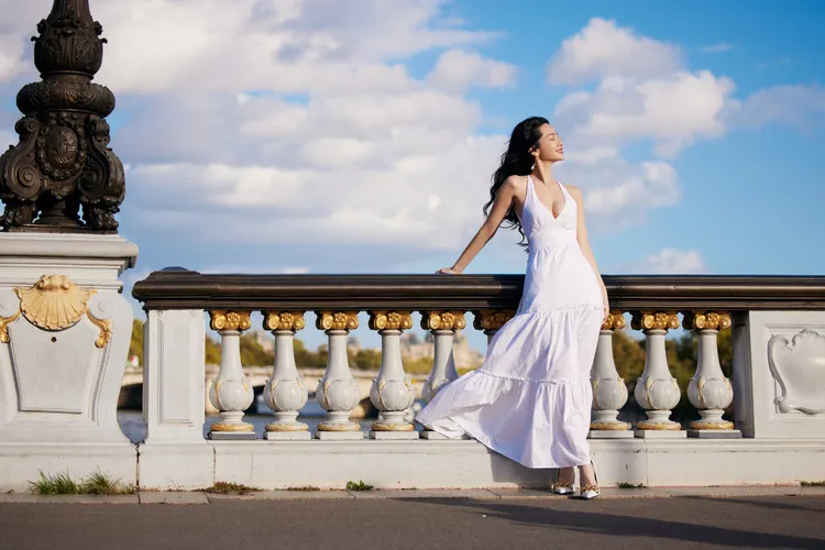  曾之喬首赴歐拍攝廣告曝「奇蹟般好心情」。華研國際提供