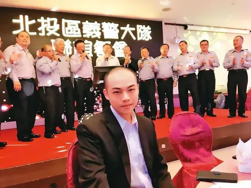 趙介佑到北投警分局照看小弟! 邱顯智:哪個警察通知趙的查不出來?