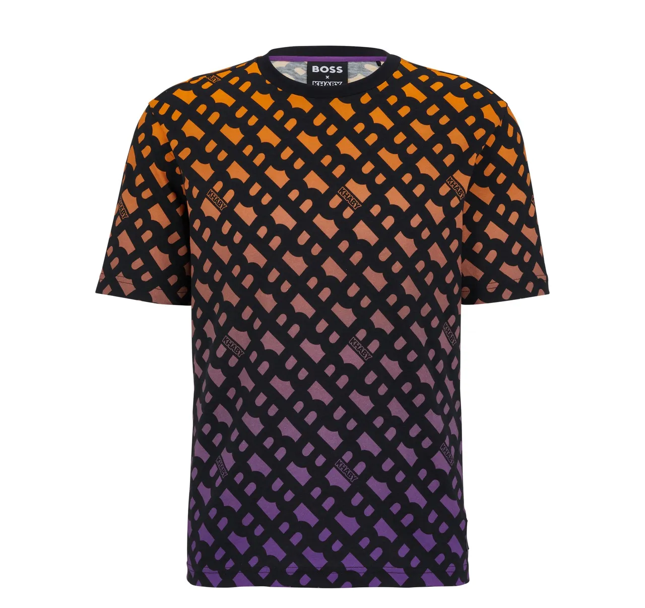 BOSS x Khaby聯名系列漸層B-monogram印花T恤,5300元。品牌提供