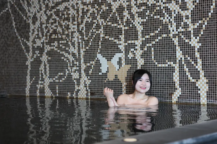 新北擁有豐沛的溫泉資源，民眾可以隨時在冬天來一趟溫暖的泡湯小旅行。新北觀旅局提供