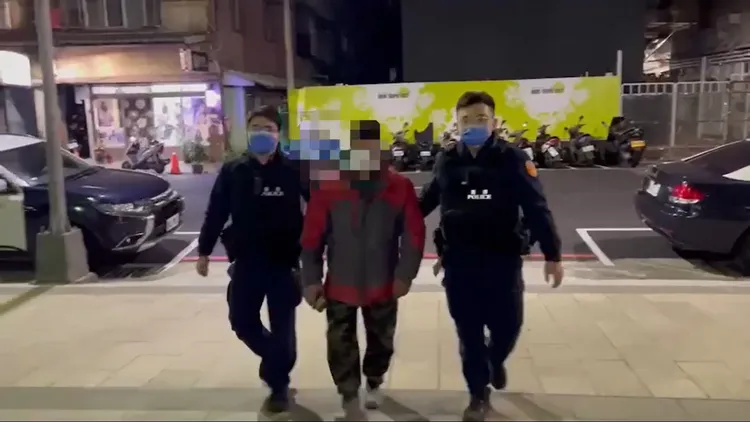 黃嫌被警方逮捕。翻攝畫面