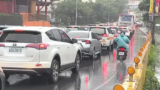 基隆基金一路清晨水管爆裂 安樂區4千戶停水至今晚10時