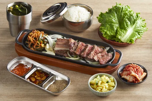 單人也可嘗的韓式烤肉套餐組 開高雄店大推韓劇裡的國民美食