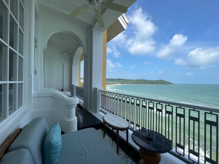 海景套房陽台空間超級寬敞。黃盈甄攝