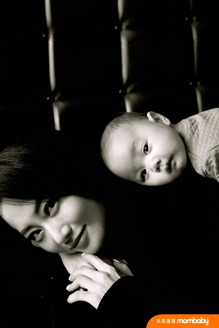 趙小僑和典典寶寶。媽媽寶寶提供