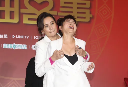 王彩樺大露F奶自比壽桃 陳亞蘭翻白眼賞她過肩摔