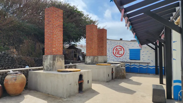 人文風的南寮魚灶。許逸民攝