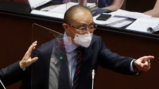 吳怡農提松機遷建 馮世寬不挺:怎麼可以把作戰基地取消
