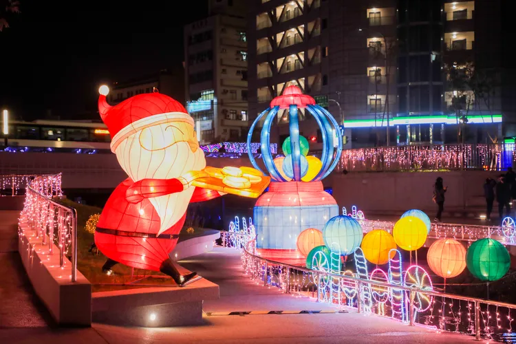 柳川的「心動扭糖機」。台中市政府提供