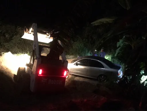 8旬翁車陷台南「月球表面」 受困一天一夜才得救