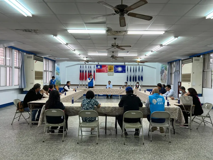 國民黨籍議員座談。縣黨部提供