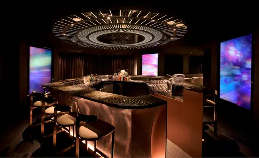 高雄主題酒吧跨年派對 參加者可免費塔羅占卜、穿戴兔子裝扮再贈氣泡酒