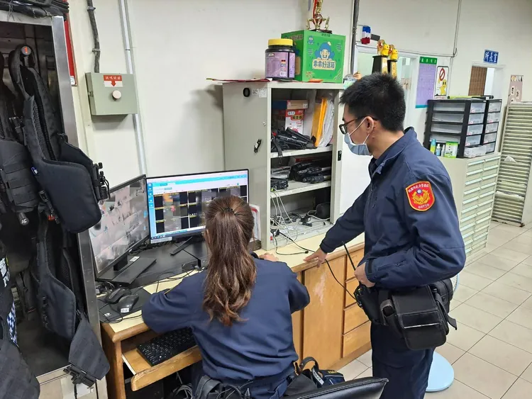警方調閱監視追查。大園警分局提供