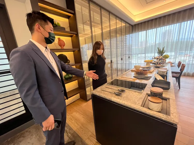 民眾買房時應留存相關費用單據，待日後轉售時將可派上用場。楊明峰攝