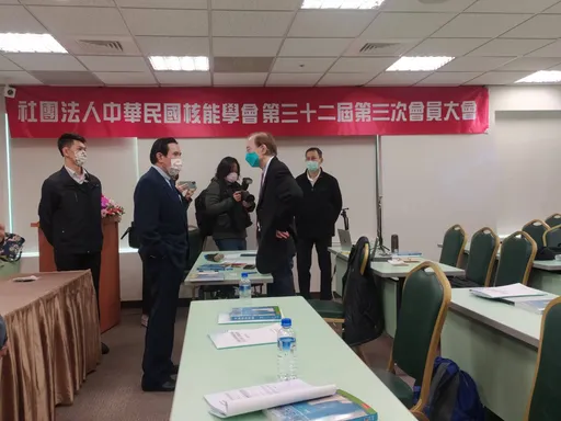 馬英九批核能政策倒退 「台灣需要頭腦清楚、知錯能改的政府」