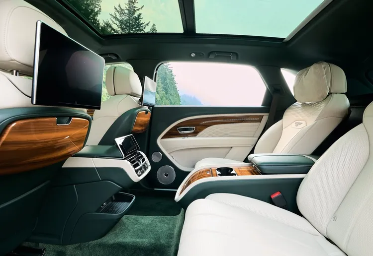 極致奢華的後座空間與配備，是新車最大賣點。原廠提供