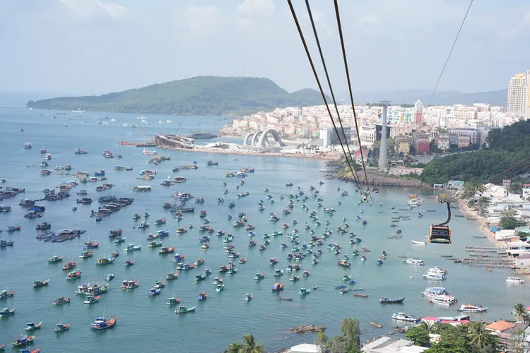 經典的漁船景觀，絕對是旅客不能錯過的打卡畫面。黃盈甄攝